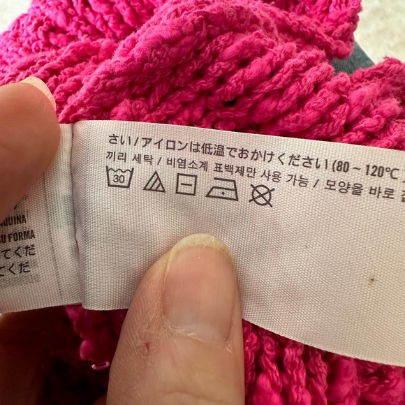 Hollister sweater - Picture 4 of 5